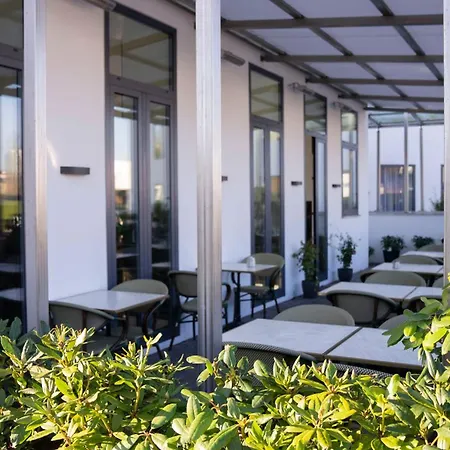 Otel A 4*