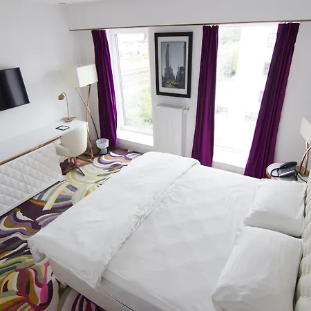 Hotell A 4*